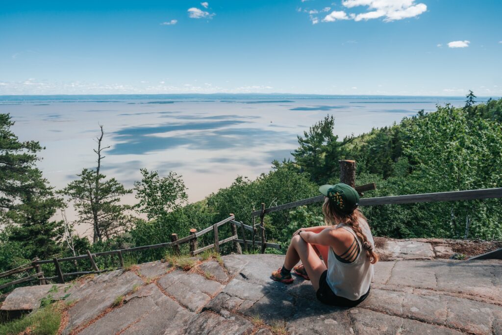 Sentiers vue sur le fleuve Saint-Tite-des-Caps